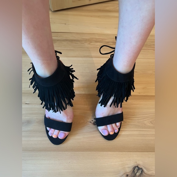 NWOT Suede Fringe 4.5in Heels - Picture 4 of 10